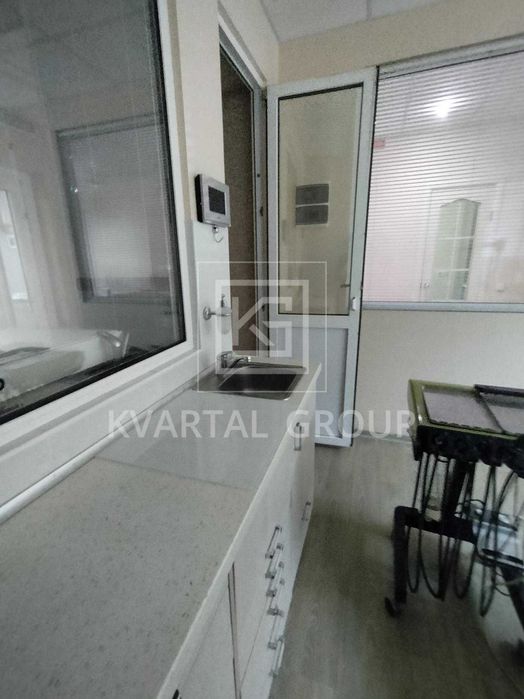ПРодам Комерційне приміщення 94м2 з Ремонтом ,Окрема Будівля,Фасад