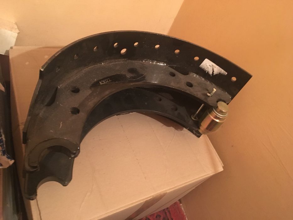 Колодка тормозная BPW 420X200 с роликом