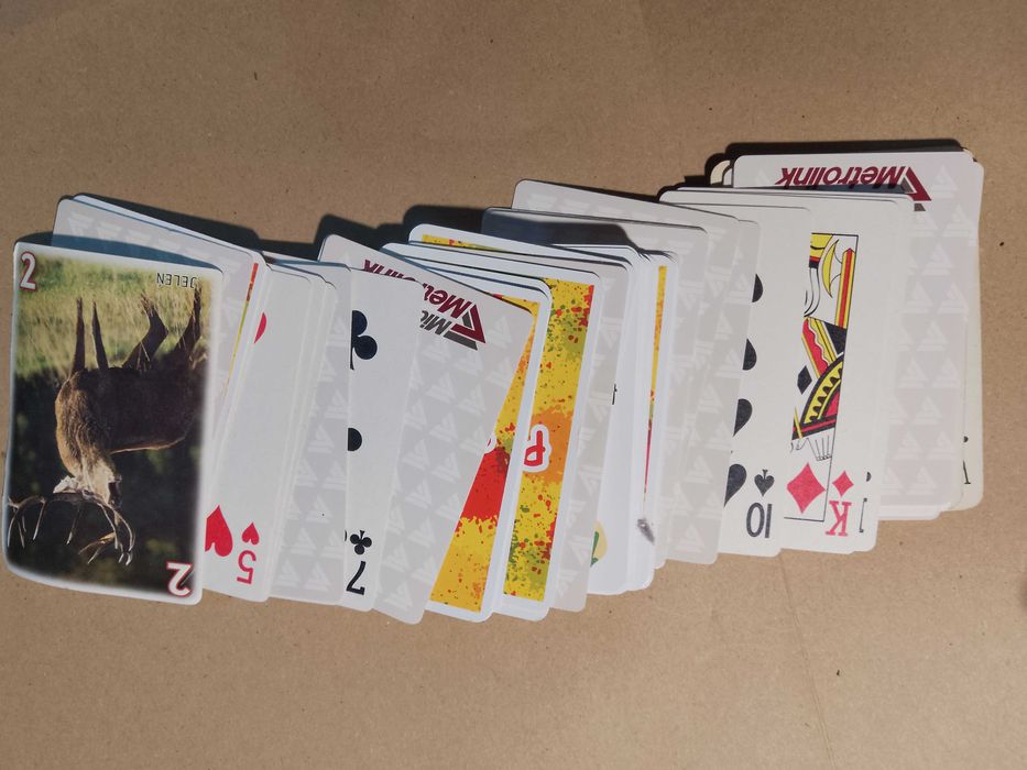 stare pozostałości kart do gry różne mix