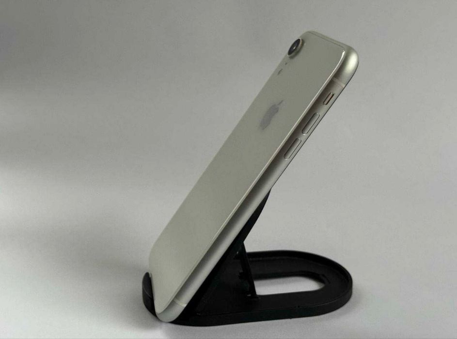 iPhone Xr в хорошому стані
