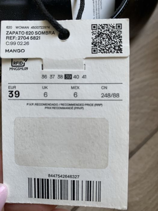 Klapki skórzane Mango