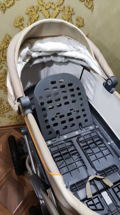 Продажа универсальной коляски Geoby