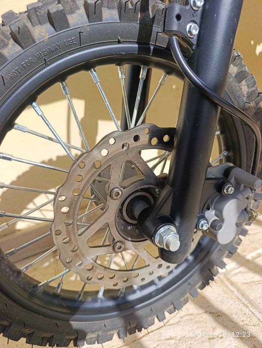 YCF LITE 125    ( 2025 )