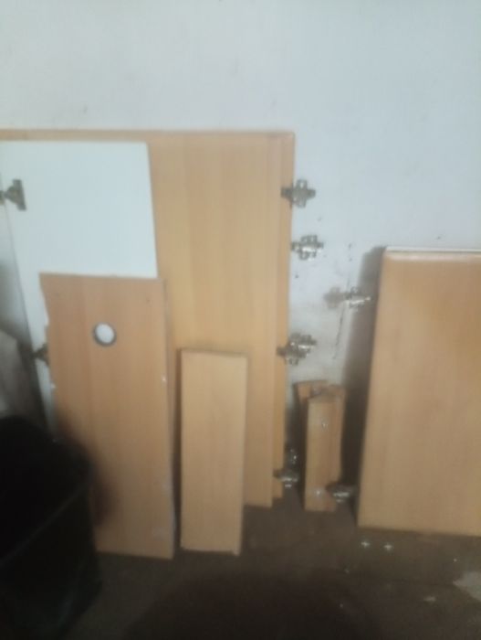 Doação Portas e armários de cozinha