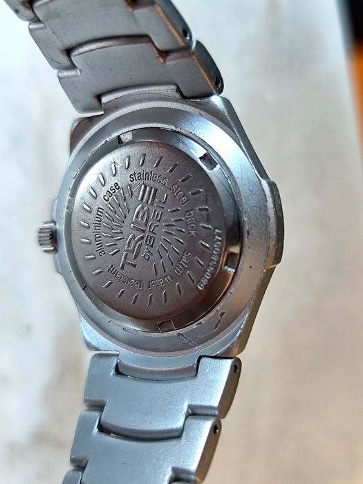 Relógio Tribe by Breil,entrego em mão Lisboa ou envio á cobrança
