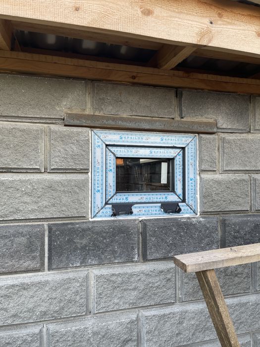 Ремонт металопластикових вікон та  дверей!