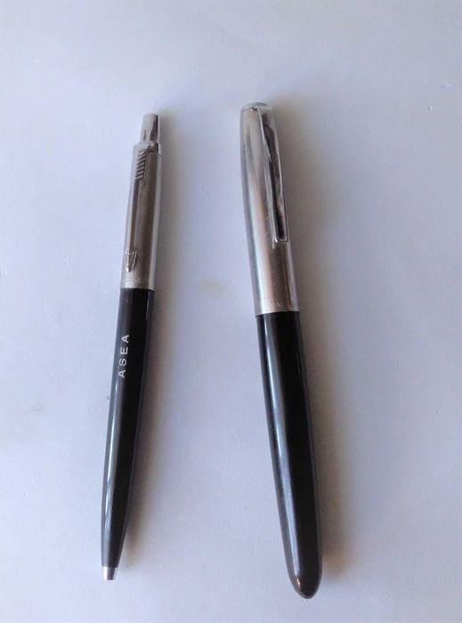 Conjunto caneta e esferográfica Parker algumas décadas. Ver descrição