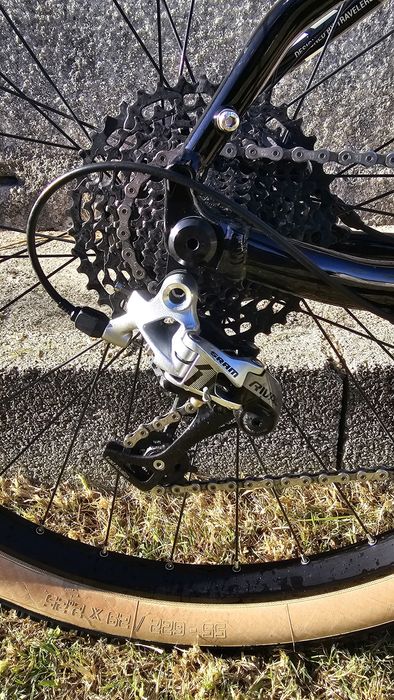 Bicicleta gravel viagem Riverside Touring 920