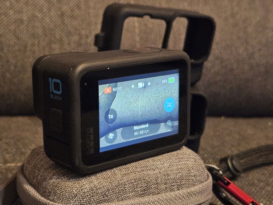 GoPro 10 BLACK, 4 baterie, duże wyposażenie, gratisy,