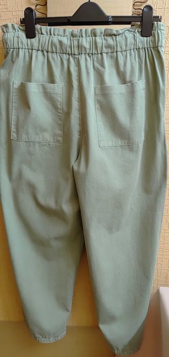 Шикарні жіночі штани від фірми ZARA.