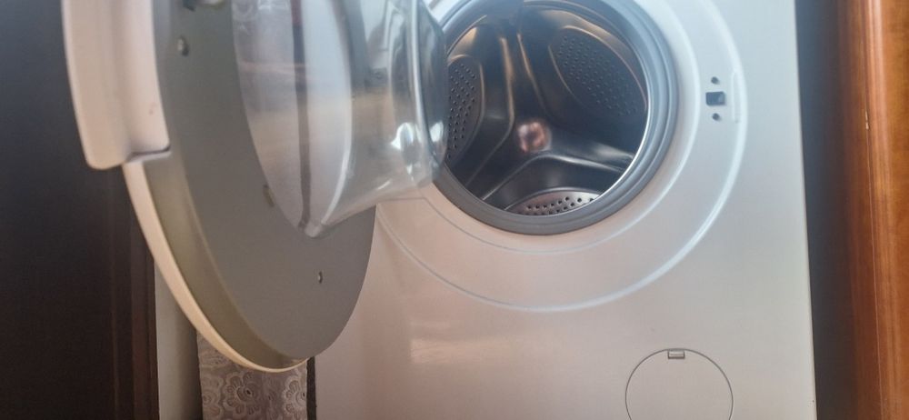 Máquina lavar Roupa semi nova 7k  General torres  Vila nova Gaia