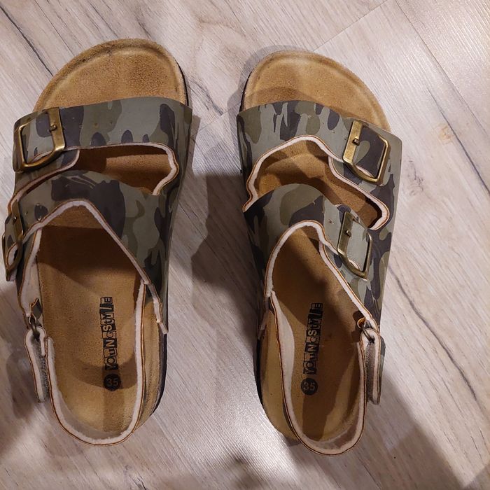 Sandały moro rozm. 35