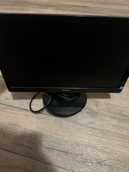 Монитор philips