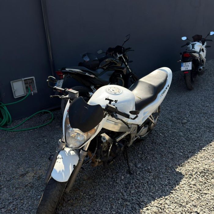 Продам Honda vfr 750