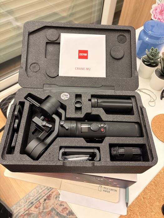 Zhiyun Crane-M2 Gimbal Estabilizador motorizado de 3 eixos (ideal para Câmaras, Smartphones)