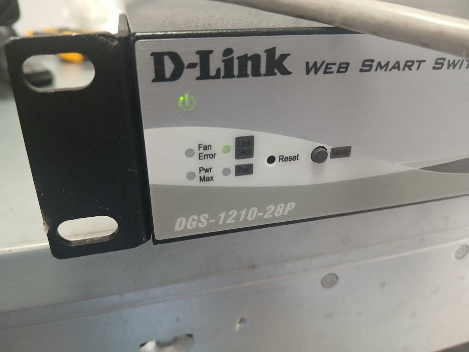 DLINK PoE 24-Port Switch DGS-1210-28P