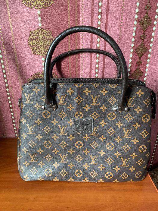 Сумка Louis Vuitton