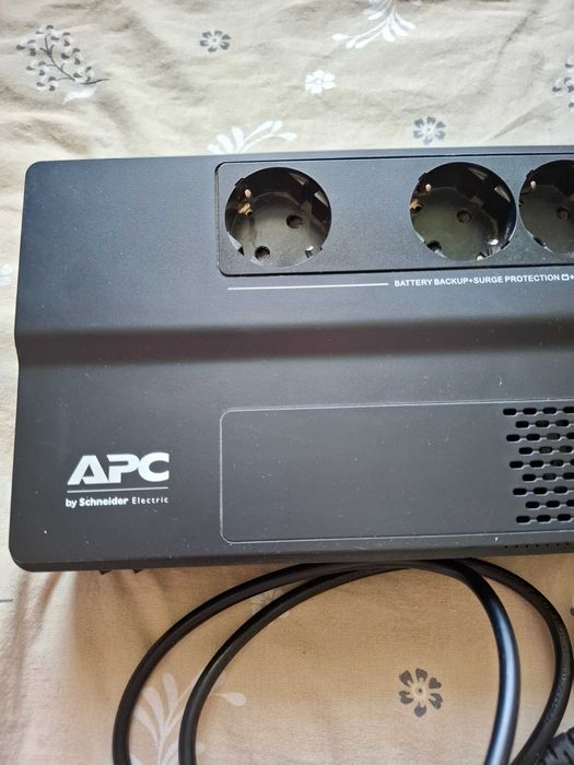 Джерело безперебійного живлення АРС UPS 800VA