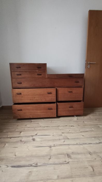 Móvel vintage para restaurar