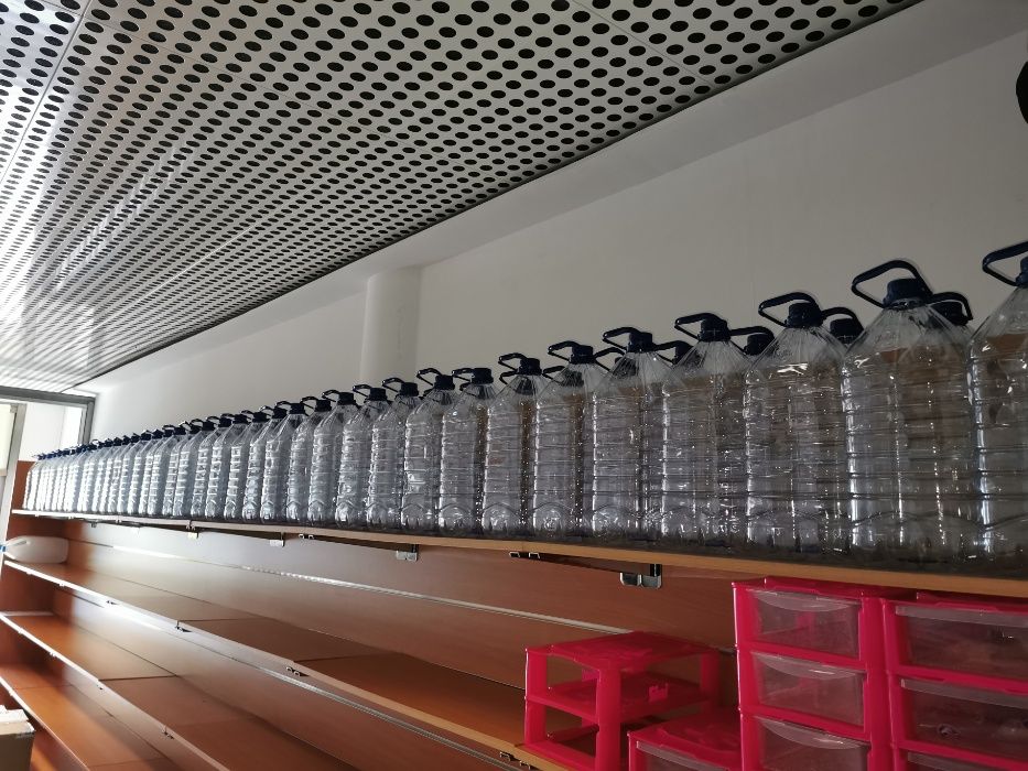 Garrafões Plástico 5L e 6L