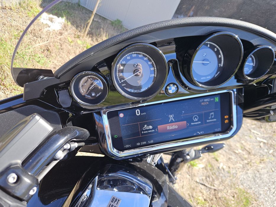 Bmw r18 B (aceito retoma)