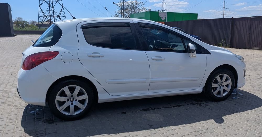 Peugeot 308 1.6 hdi