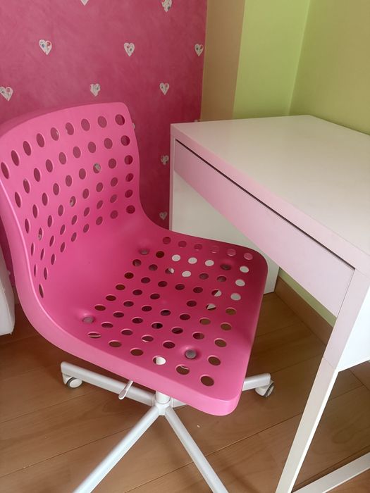 Conjunto de secretaria e cadeira