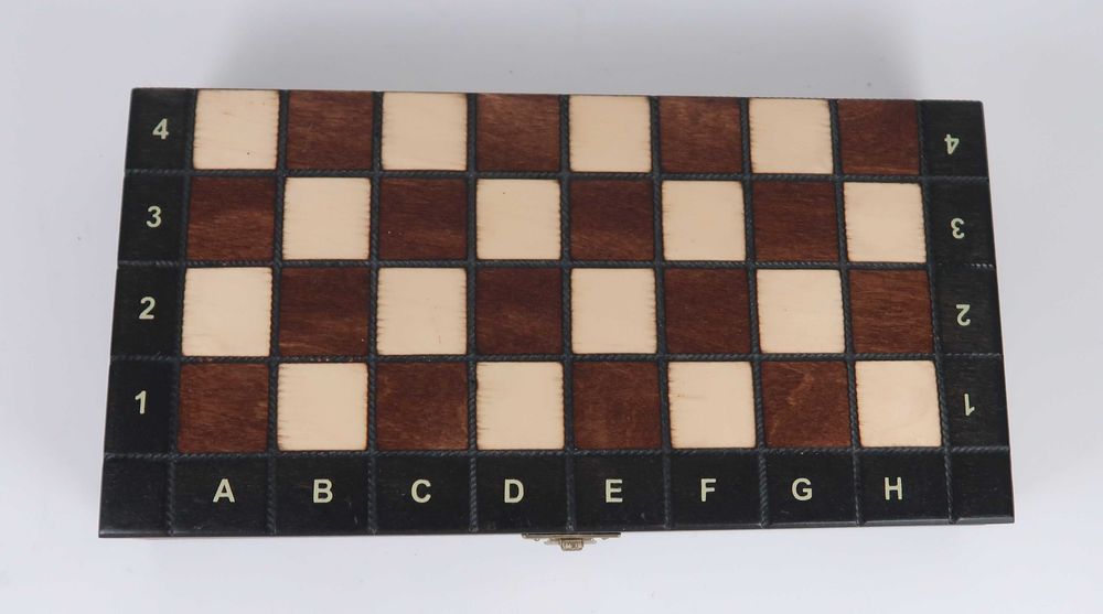 Jogo de Xadrez em madeira - 26.5 cm