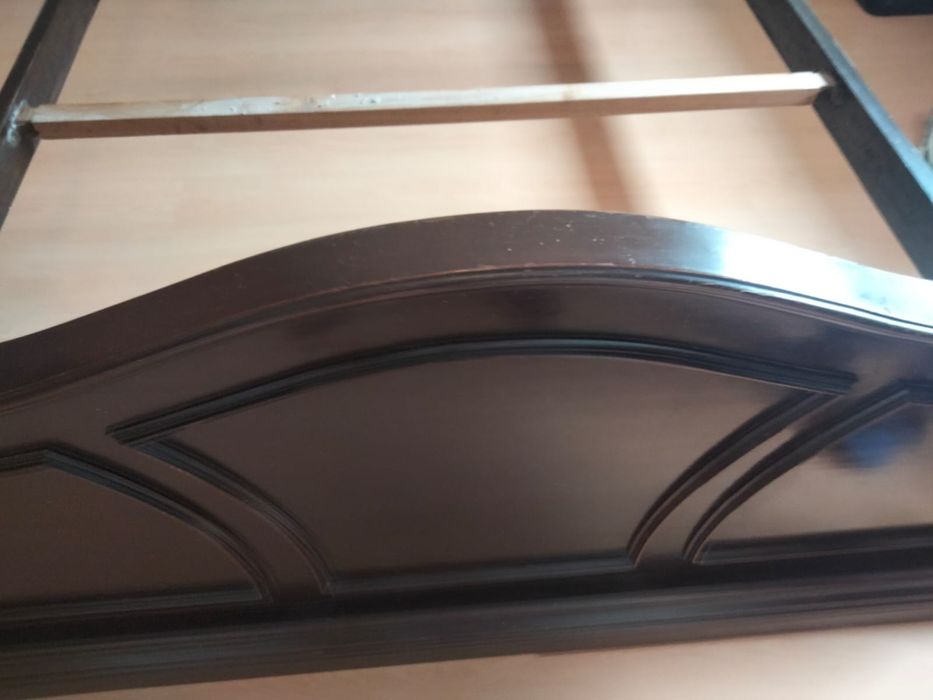 Cama de casal madeira maciça