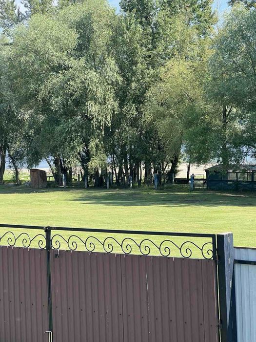 Днестр база відпочинку басейн котедж
