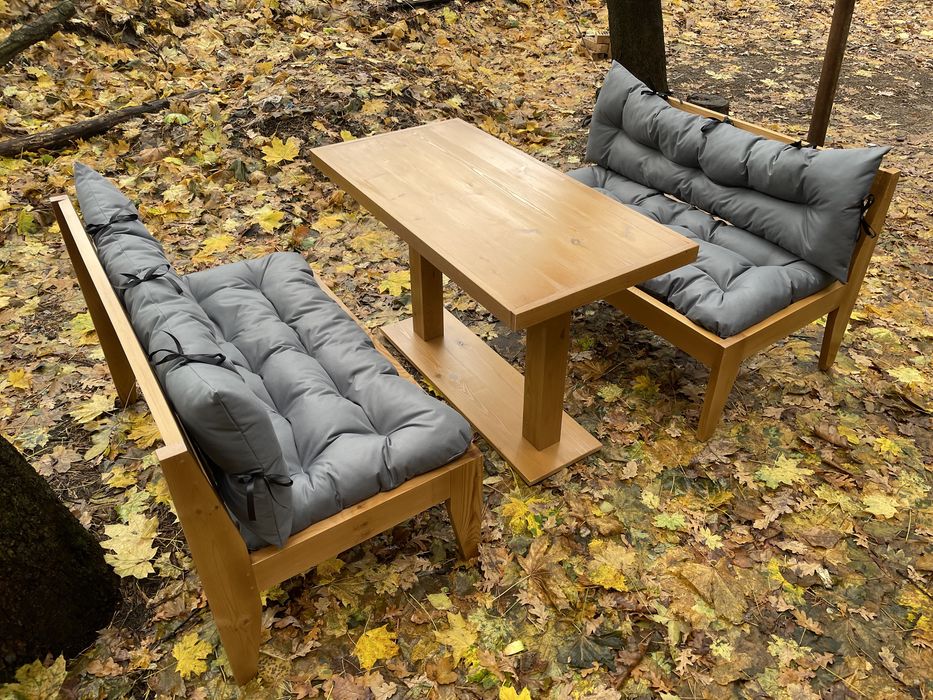 Меблі в кавярню,барні стільці,дивани,барні стійки,столи