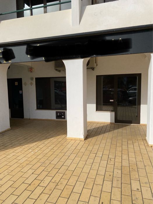 Alugo Loja em Albufeira totalmente renovada