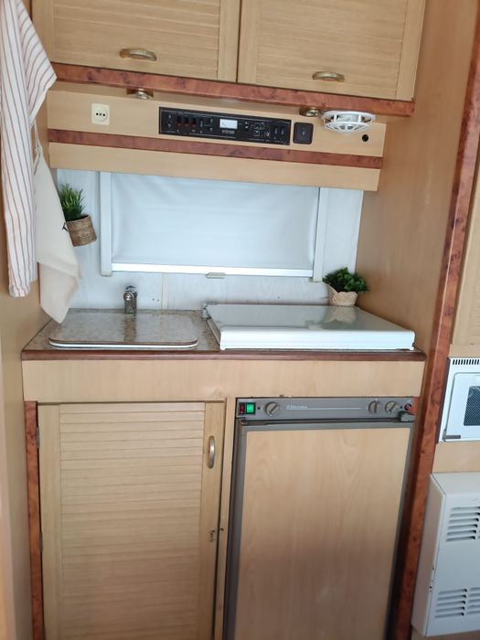 Fiat Ducato 1.9 TD (1998) – Célula SKY – Apenas 125000 km – Excelente Estado