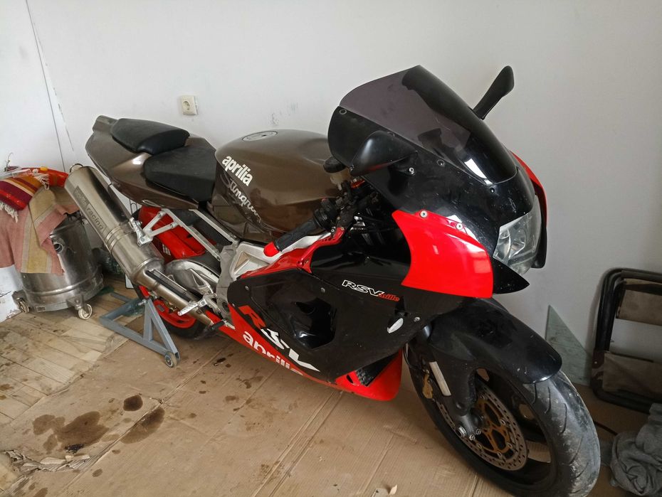 Aprilia RSV 1000  2006р. обмін на авто