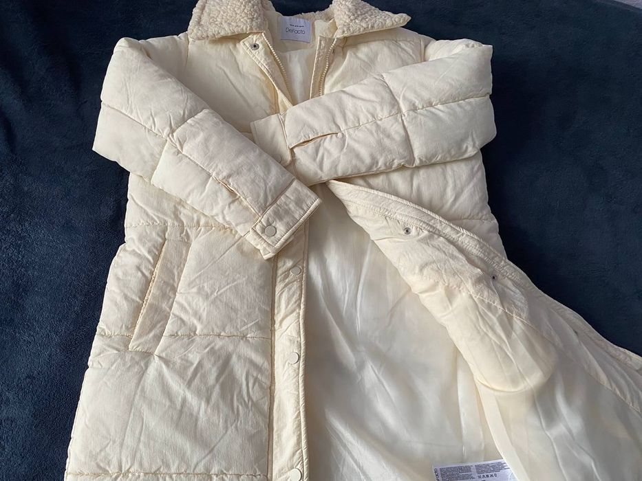 Куртка-пальто Defacto.