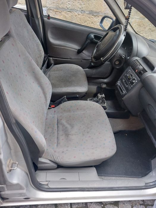 Opel corsa b e um bom preco — photo 3