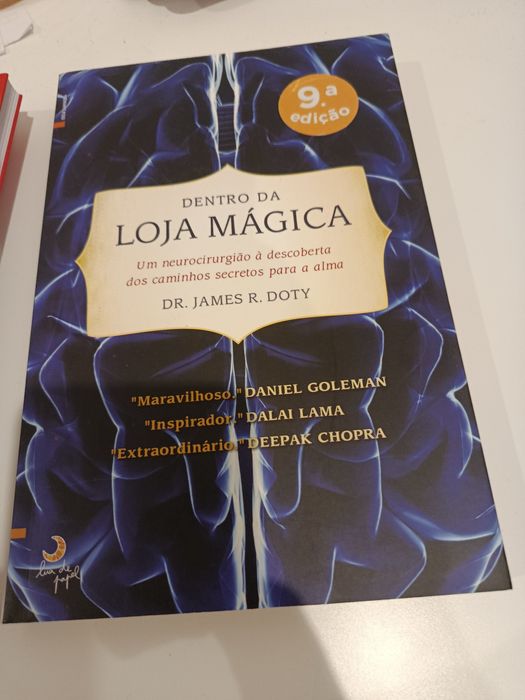 Dentro da Loja Magica