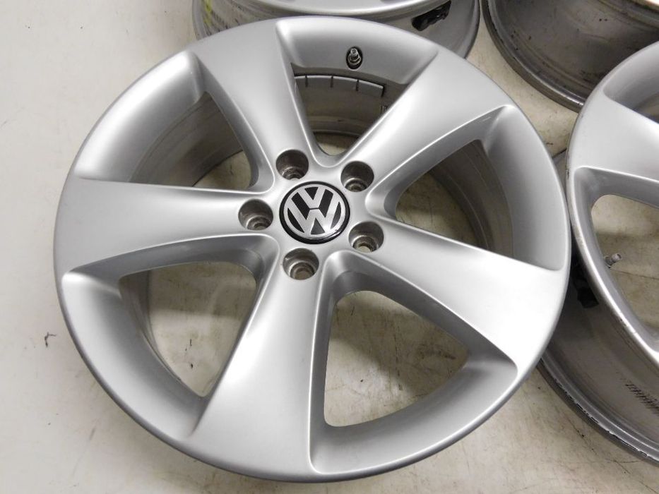 Felgi 17 VW Caddy T4 Passat Touran Tiguan Sirocco Sharan Audi Skoda Sea