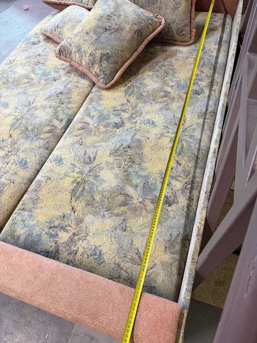 Спальний розкладний диван