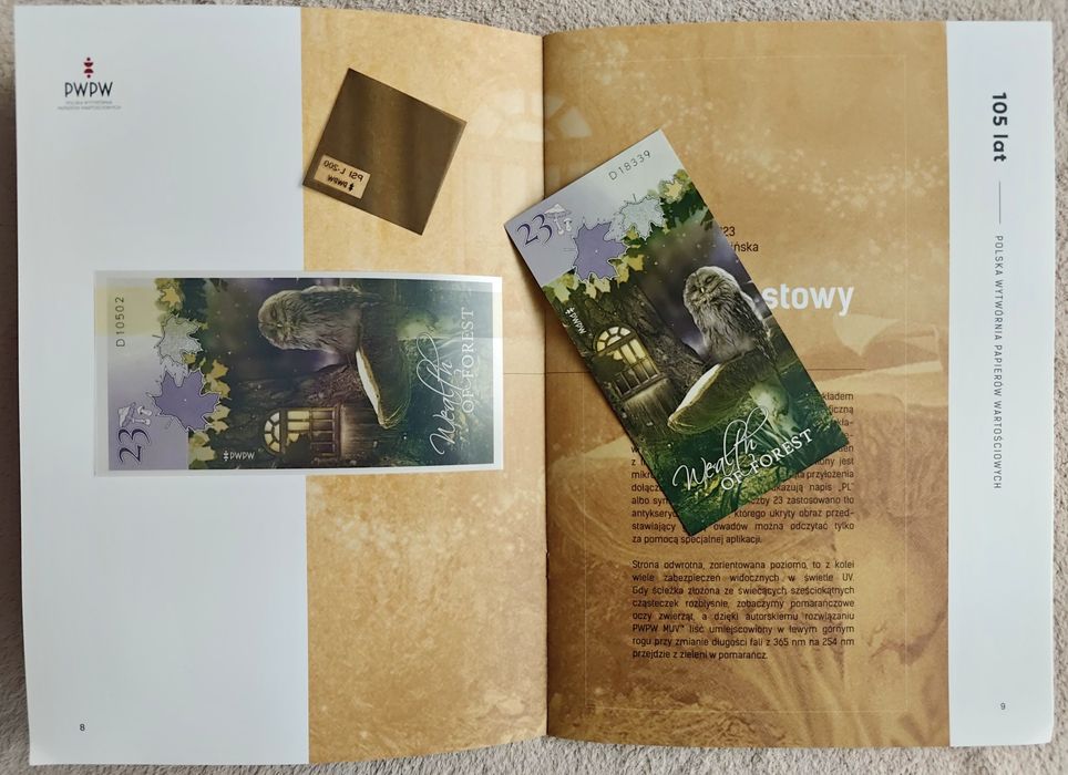 Folder 105 lat PWPW -komplet, stan gabinetowy.