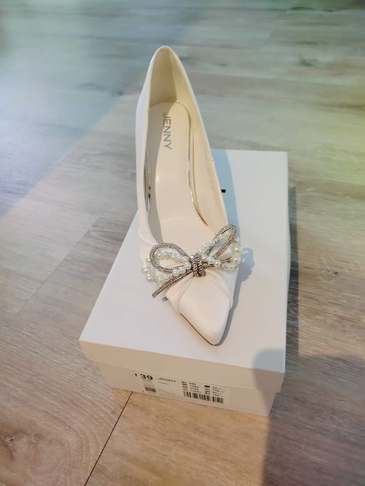 Sukienka ślubna + buty odbiór osobisty