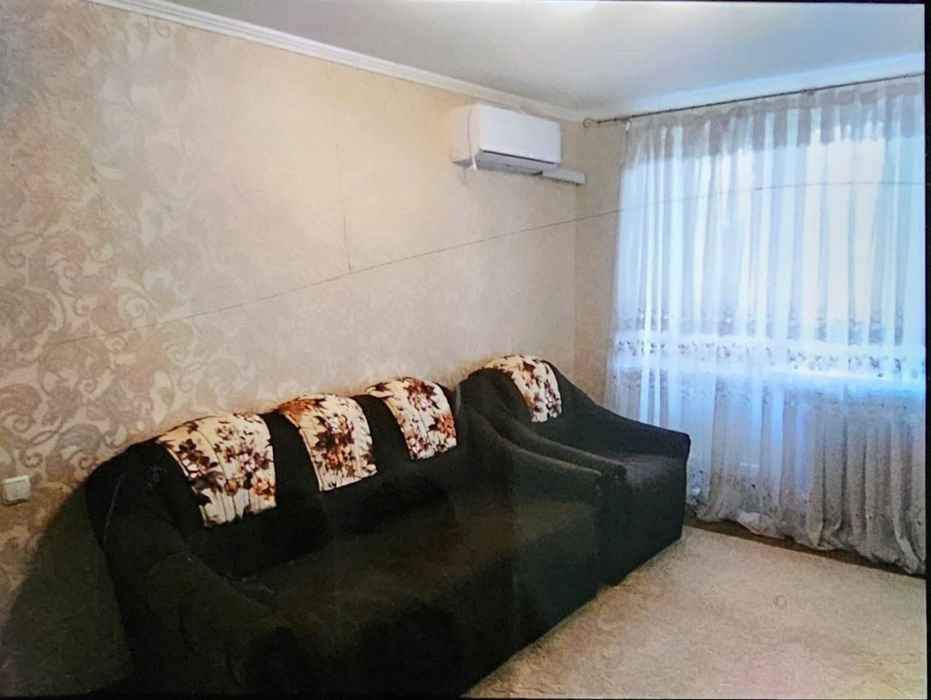 Продажа 2х комн кв- ры с евроремонтом, мебелью и техникой.