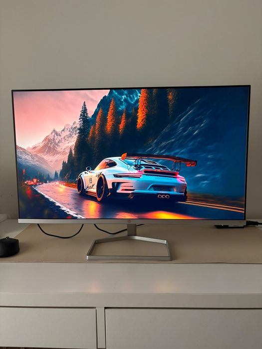 Monitor HP 27p   .