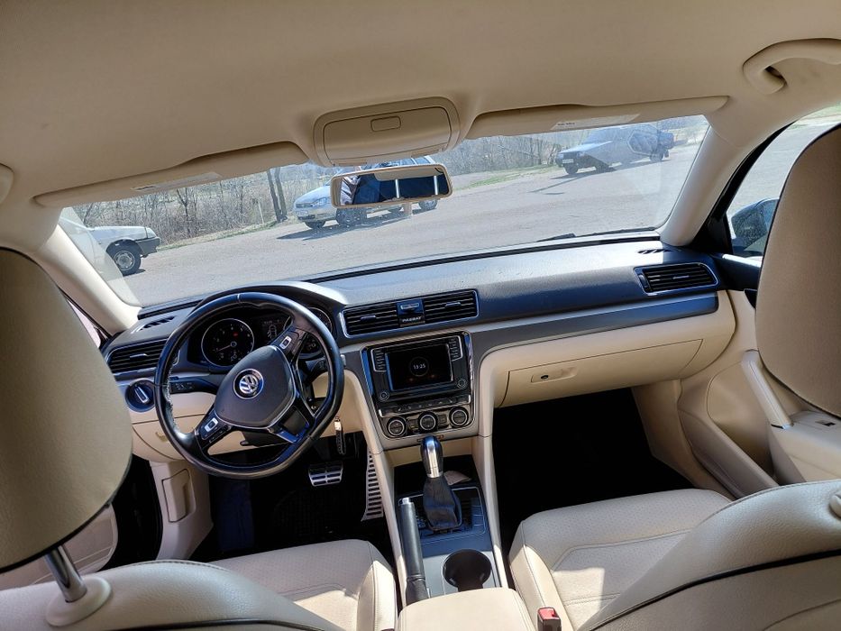 Volkswagen Passat NMS 2017