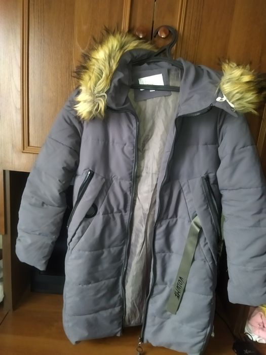 Жіноча зимова куртка