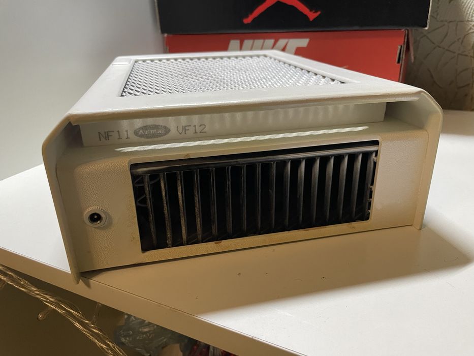 Продам вытяжку для маникюра