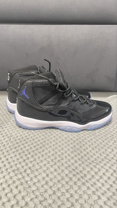 Jordan 11 x Space Jam