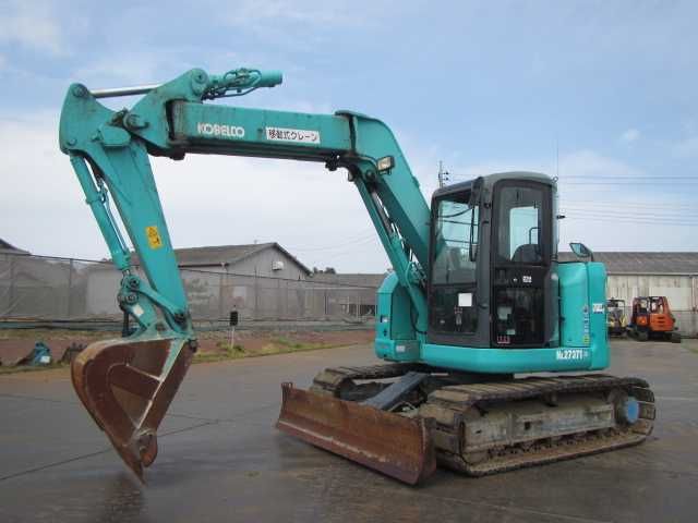 Гусеничний екскаватор Kobelco SK80UR-6E.