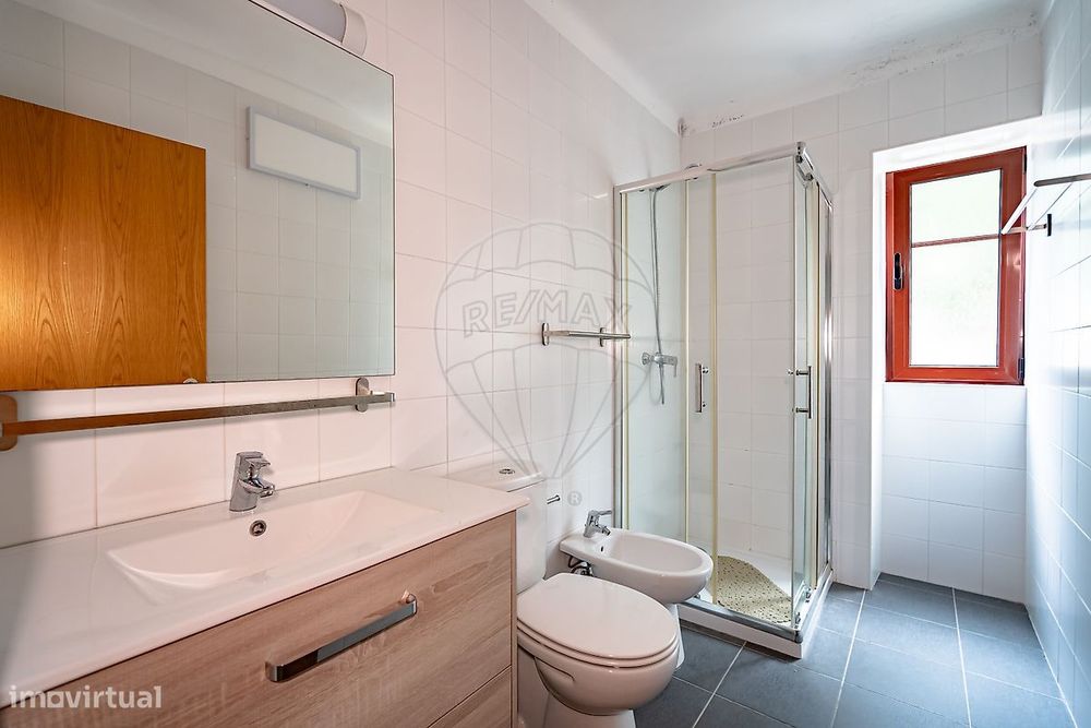 Apartamento T4 para arrendamento