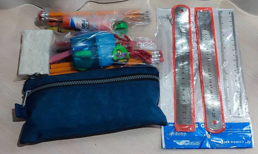 НОВІ! 3 набори для школярів  + набір лінійок!!!